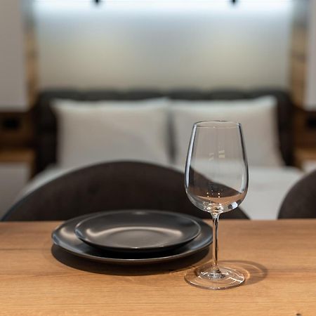 Silver Luxury Suites Belgrado Esterno foto