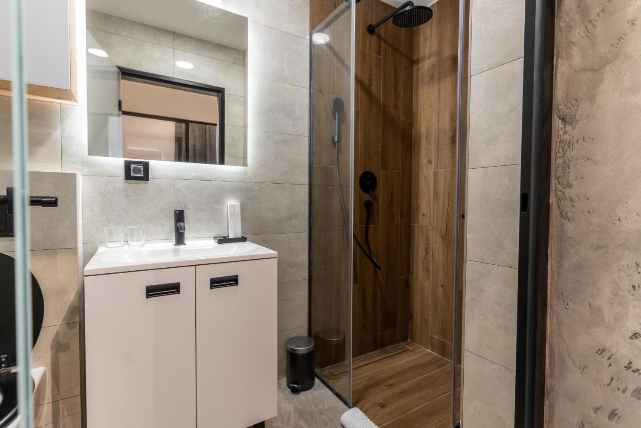 Silver Luxury Suites Belgrado Esterno foto