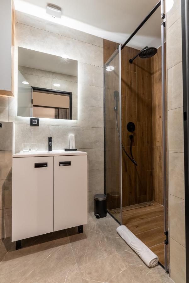 Silver Luxury Suites Belgrado Esterno foto