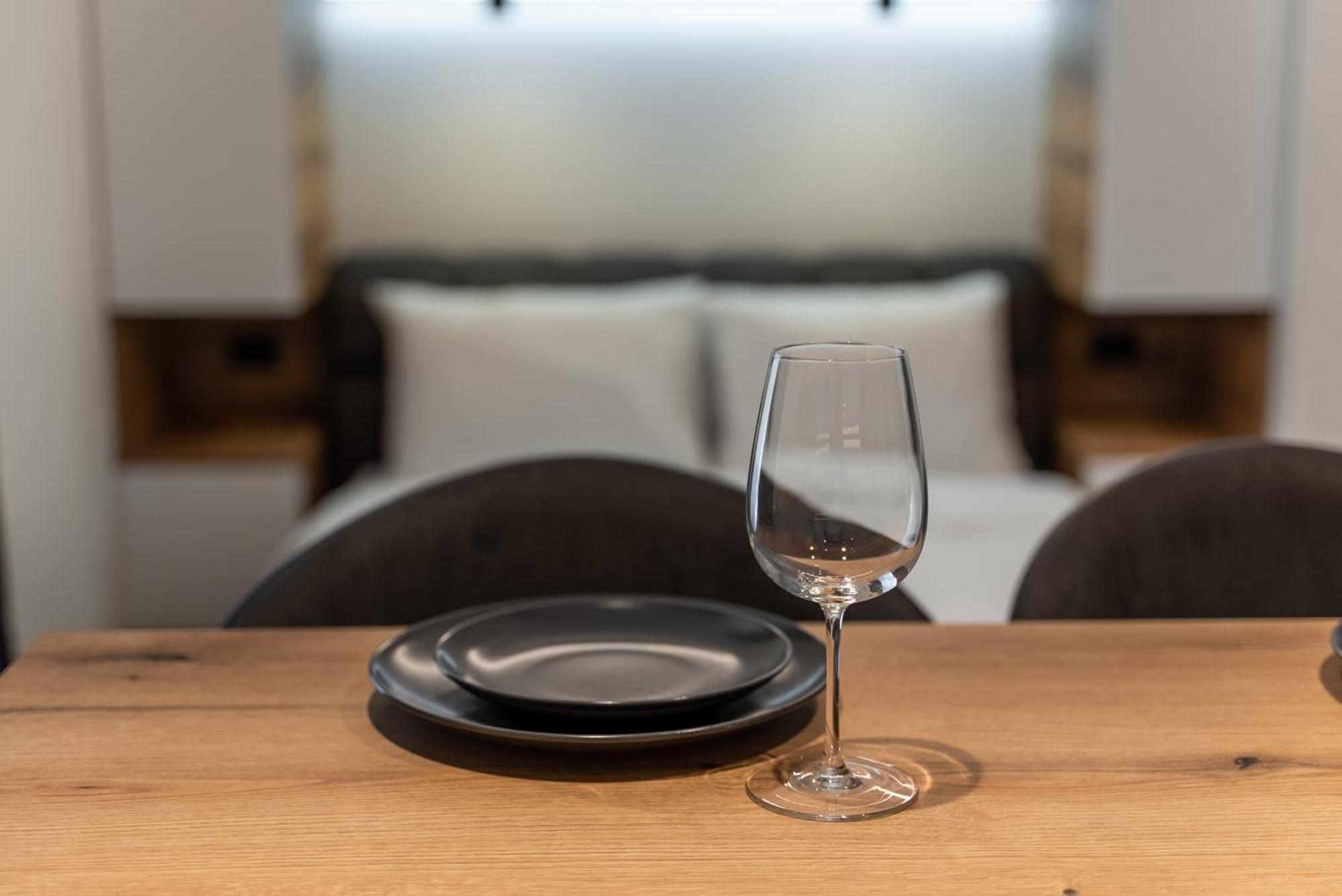 Silver Luxury Suites Belgrado Esterno foto