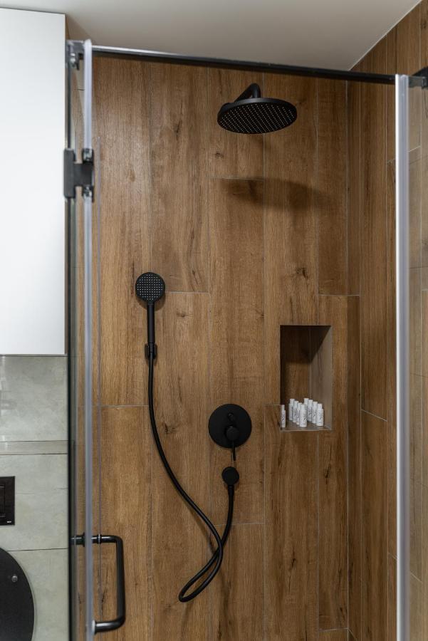 Silver Luxury Suites Belgrado Esterno foto