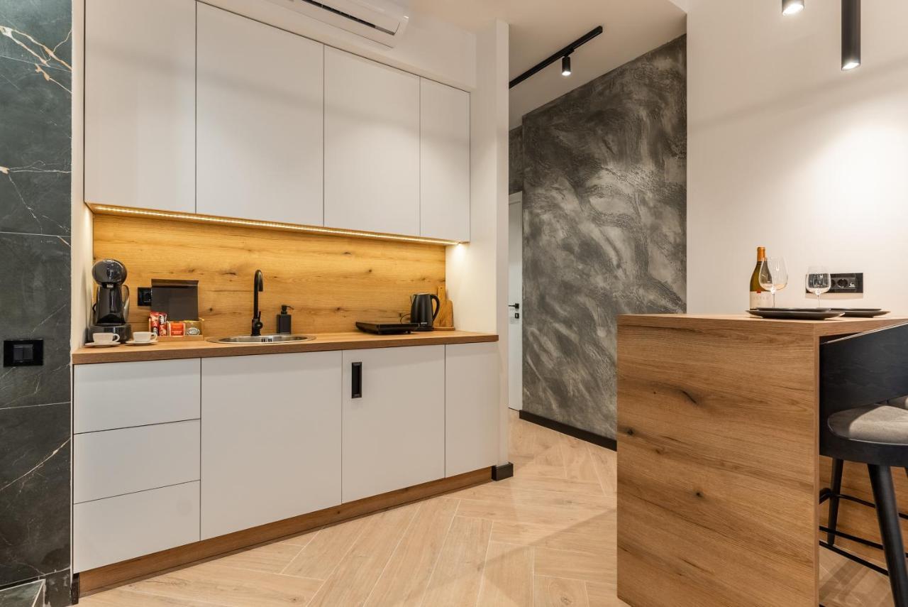 Silver Luxury Suites Belgrado Esterno foto