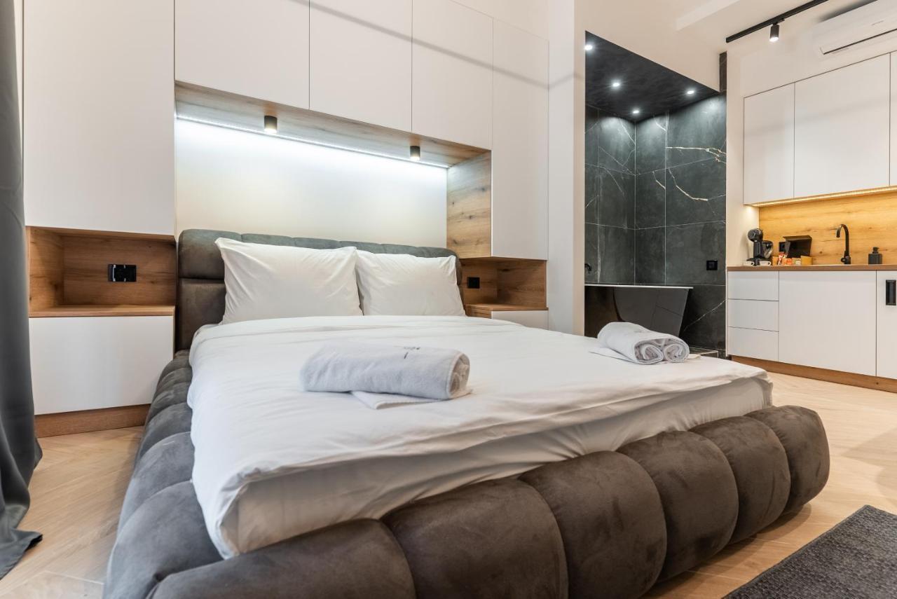 Silver Luxury Suites Belgrado Esterno foto
