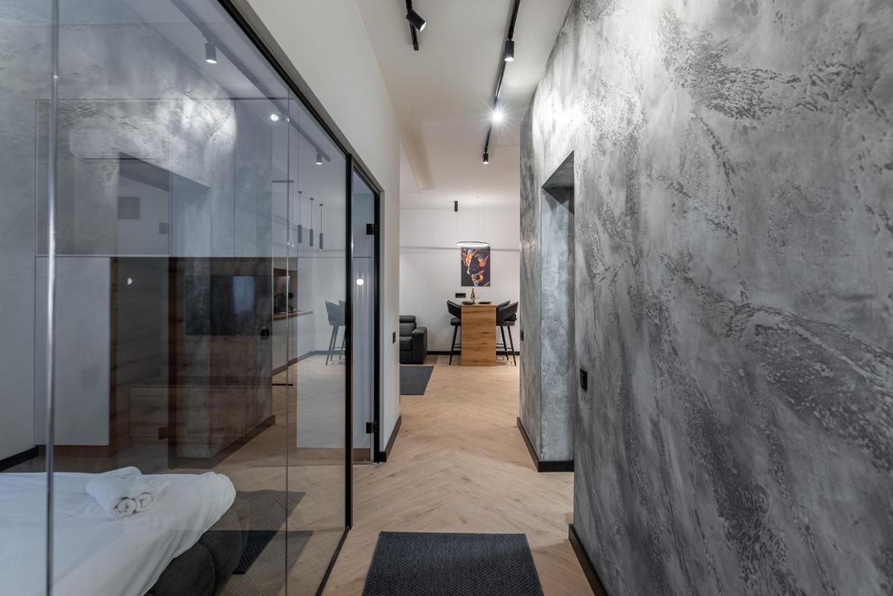 Silver Luxury Suites Belgrado Esterno foto