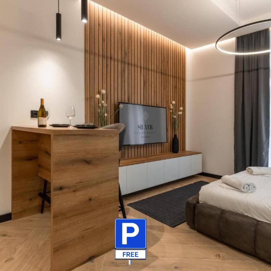 Silver Luxury Suites Belgrado Esterno foto